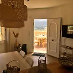 Almazara Villa *