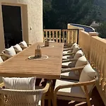 Almazara Villa *